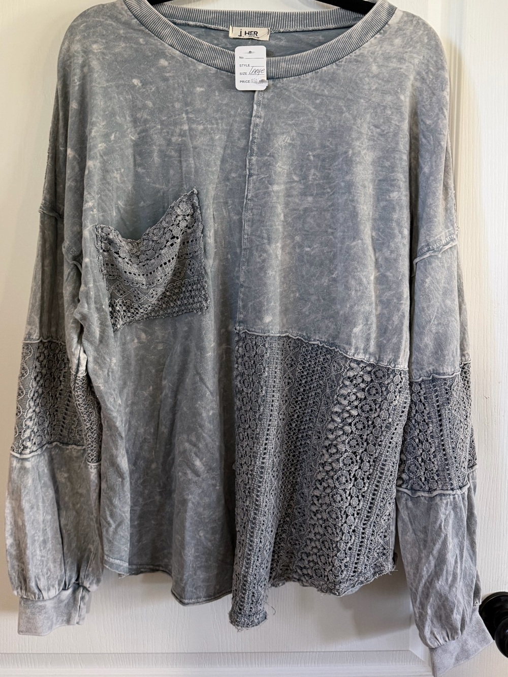 NWT J. Her Oversized Mineral Wash Lace Patch Long Sleeve Pullover Shirt Sz L - Picture 1 of 6